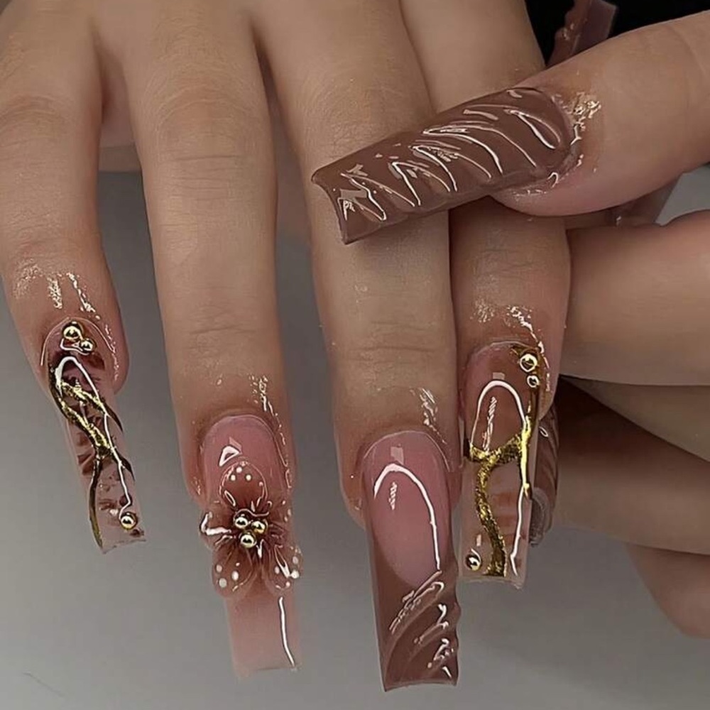 1 Box (24Pcs)  Ripple Brown 3D Floral Striped Gold Line Design False Nails